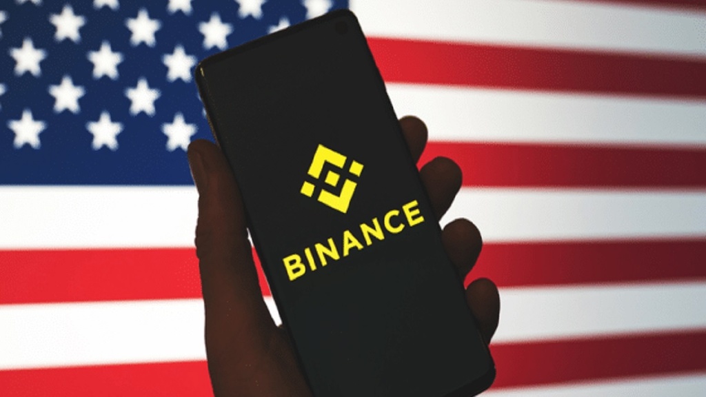 Why has Binance filed a protective court order against the SEC?